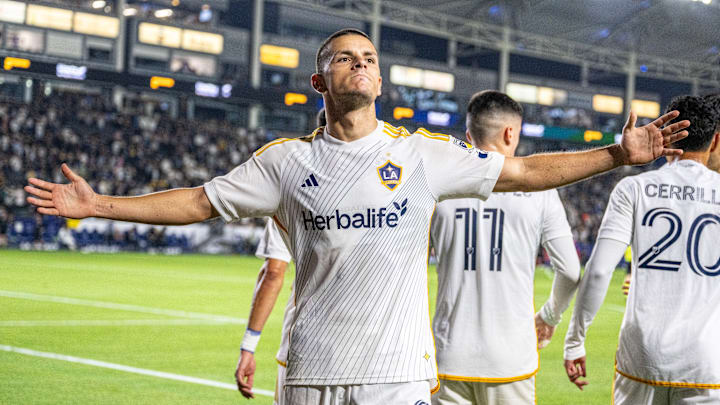 FC Dallas v Los Angeles Galaxy
