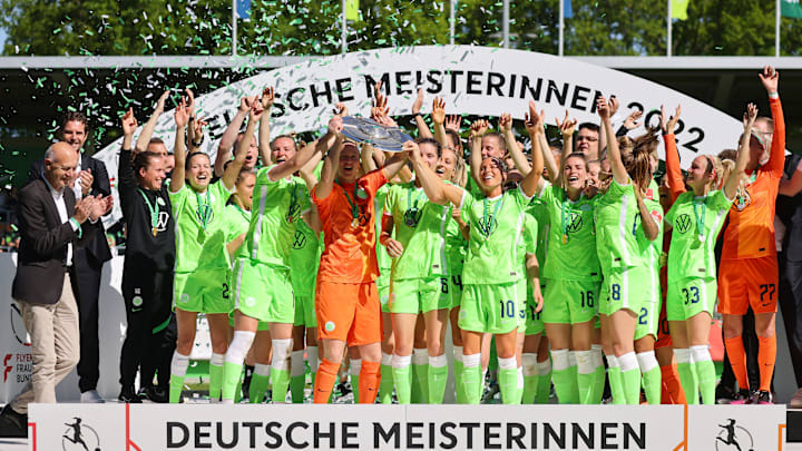 Meister ist der VfL schon, am Samstag soll der DFB-Pokalsieg hinzukommen Meister ist der VfL schon, am Samstag soll der DFB-Pokalsieg hinzukommen