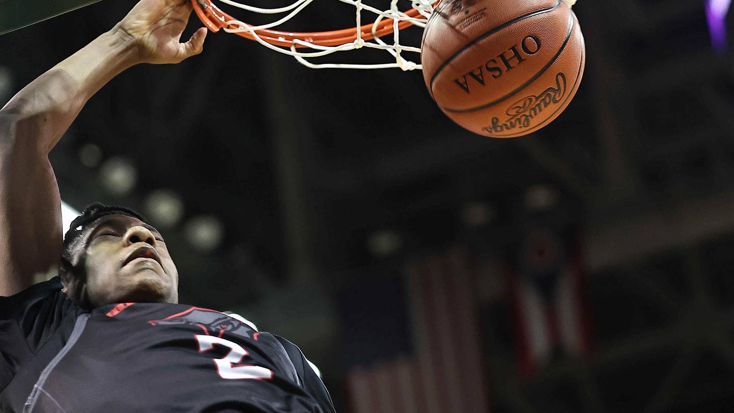 Recruiting Roundup: Cincinnati Nails Down Official Visit With Local Four-Star 2027 Talent