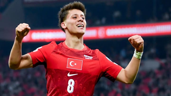 Arda Güler defende o Real Madrid