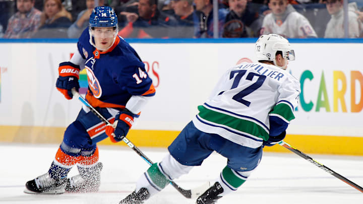 Vancouver Canucks v New York Islanders
