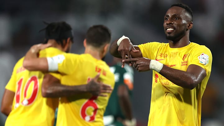 El colombiano Julián Quiñones podría volver a la Liga MX