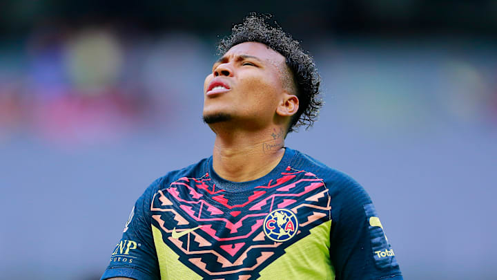 El jugador Roger Martínez no ha rendido en el conjunto americanista y su salida es inminente.