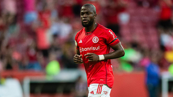 Atacante está confirmado para a partida