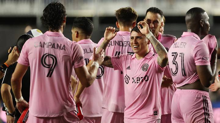 Sporting Kansas City lose 2-3 to Inter Miami CF. Sporting Kansas City lose 2-3 to Inter Miami CF.