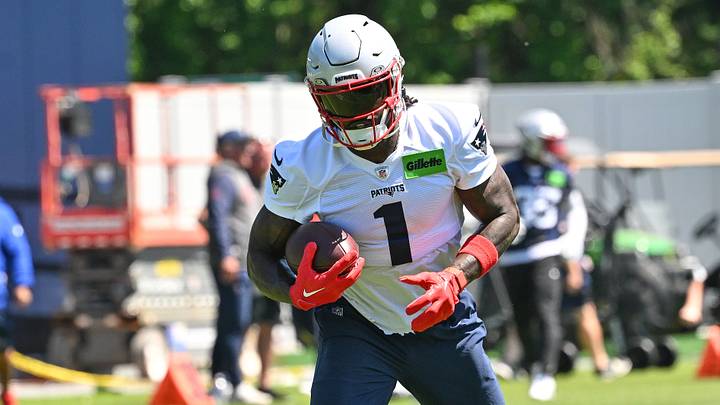 Jun 9, 2026; Foxborough, MA, USA; New England Patriots wide receiver A.J. Brown (1) runs after the catch at minicamp at Gillette Stadium. Mandatory Credit: Eric Canha-Imagn Images Jun 9, 2026; Foxborough, MA, USA; New England Patriots wide receiver A.J. Brown (1) runs after the catch at minicamp at Gillette Stadium. Mandatory Credit: Eric Canha-Imagn Images