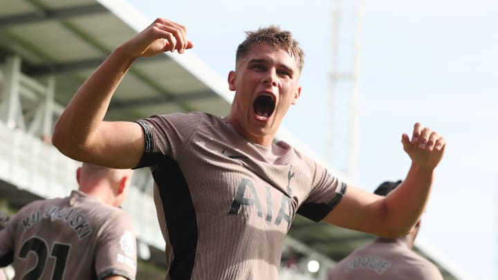 Van de Ven marcou o único gol do duelo contra o Luton Town