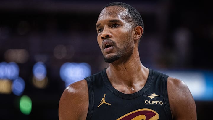 Jan 6, 2026; Indianapolis, Indiana, USA; Cleveland Cavaliers center Evan Mobley (4) in the first half against the Indiana Pacers at Gainbridge Fieldhouse. Mandatory Credit: Trevor Ruszkowski-Imagn Images Jan 6, 2026; Indianapolis, Indiana, USA; Cleveland Cavaliers center Evan Mobley (4) in the first half against the Indiana Pacers at Gainbridge Fieldhouse. Mandatory Credit: Trevor Ruszkowski-Imagn Images