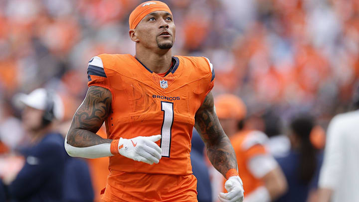 Sep 7, 2025; Denver, Colorado, USA; Denver Broncos tight end Evan Engram (1) in the second half at Empower Field at Mile High. Mandatory Credit: Isaiah J. Downing-Imagn Images