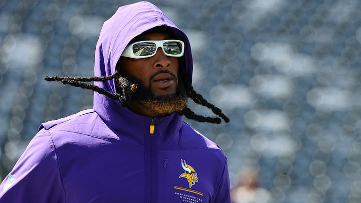 Aug 15, 2026; East Rutherford, New Jersey, USA;  Minnesota Vikings running back Aaron Jones Sr. (33) warms up before the game against the New York Giants at MetLife Stadium. 