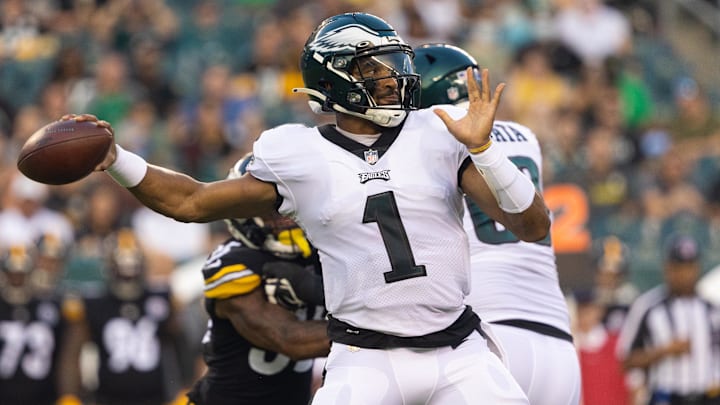The Eagles are home favorites to the Steelers in this week's edition of the Battle of Pennsylvania.