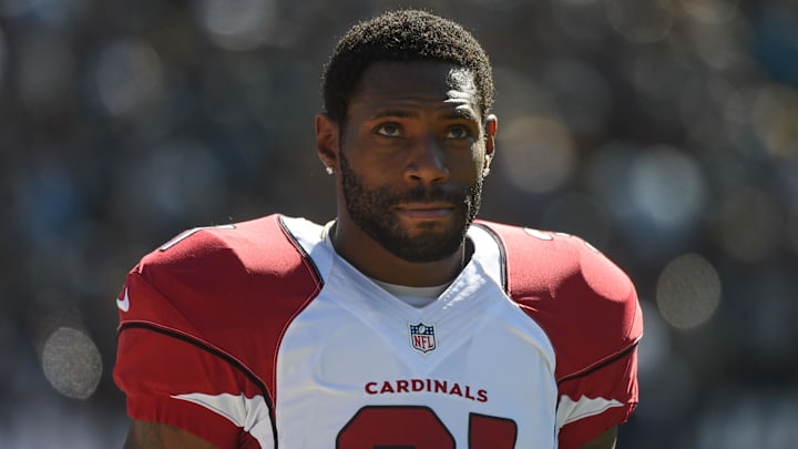 October 19, 2014; Oakland, CA, USA; Arizona Cardinals cornerback Antonio Cromartie (31) before the game against the Oakland Raiders at O.co Coliseum. The Cardinals defeated the Raiders 24-13. Mandatory Credit: Kyle Terada-Imagn Images