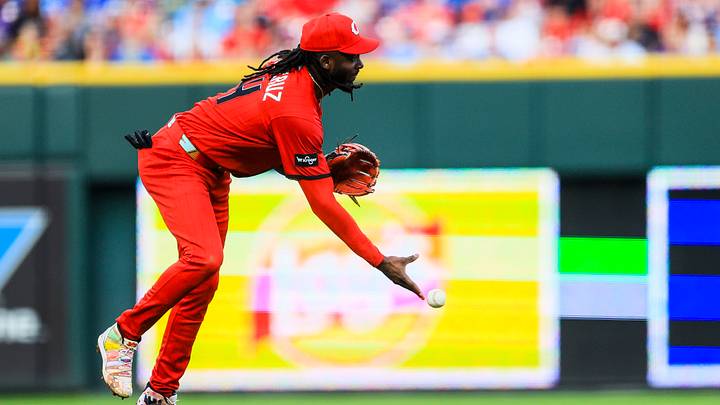 Sep 19, 2026; Cincinnati, Ohio, USA; Cincinnati Reds shortstop Elly De La Cruz (44) throws to second to get Chicago Cubs first baseman Michael Busch (not pictured) out in the second inning at Great American Ball Park. Mandatory Credit: Katie Stratman-Imagn Images Sep 19, 2026; Cincinnati, Ohio, USA; Cincinnati Reds shortstop Elly De La Cruz (44) throws to second to get Chicago Cubs first baseman Michael Busch (not pictured) out in the second inning at Great American Ball Park. Mandatory Credit: Katie Stratman-Imagn Images