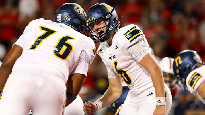 Northern Arizona quarterback Ty Pennington (6)