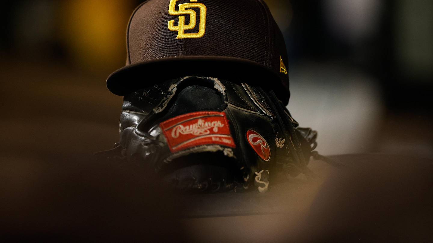 Padres' 22-Year-Old Outfielder Skyrockets Into Top Prospects List
