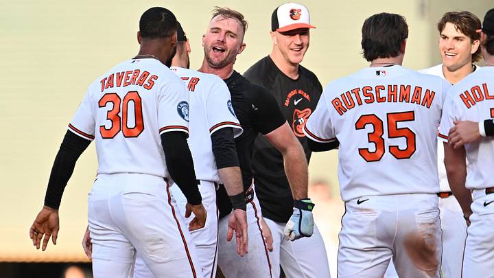 May 30, 2026; Baltimore, Maryland, USA; Baltimore Orioles infielder Pete Alonso (25), center, celebrates with teammates after hitting a walk-off single in the ninth inning against the Toronto Blue Jays at Oriole Park at Camden Yards. Mandatory Credit: Jamie Sabau-Imagn Images May 30, 2026; Baltimore, Maryland, USA; Baltimore Orioles infielder Pete Alonso (25), center, celebrates with teammates after hitting a walk-off single in the ninth inning against the Toronto Blue Jays at Oriole Park at Camden Yards. Mandatory Credit: Jamie Sabau-Imagn Images