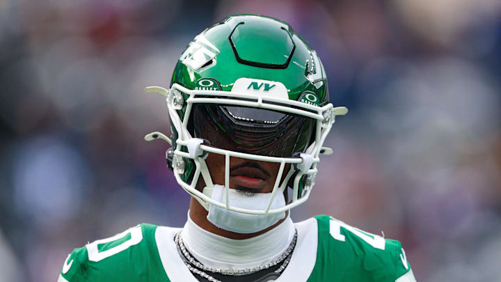 Dec 28, 2025; East Rutherford, New Jersey, USA; New York Jets running back Breece Hall (20) on the field before the game against the New England Patriots at MetLife Stadium. Mandatory Credit: Vincent Carchietta-Imagn Images