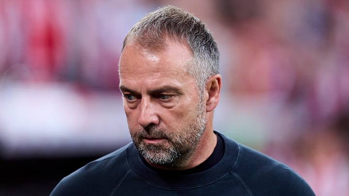 Hansi Flick wird von seinem eigenen Spieler kritisiert Hansi Flick wird von seinem eigenen Spieler kritisiert