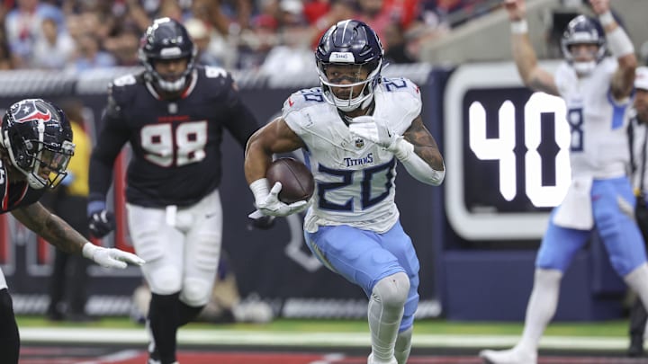Tennessee Titans running back Tony Pollard