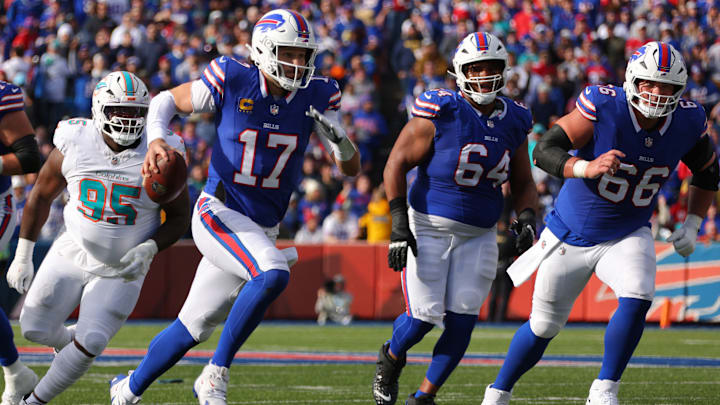 Miami Dolphins v Buffalo Bills