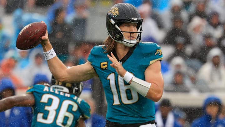 Trevor Lawrence and the Jaguars look to keep rolling against the Jets.