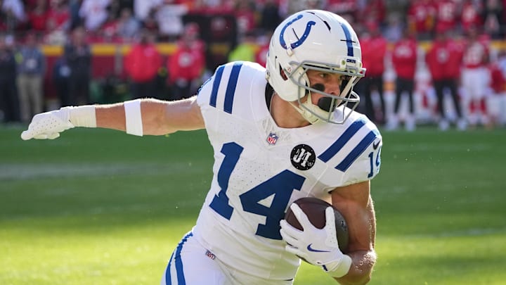 Nov 23, 2025; Kansas City, Missouri, USA; Indianapolis Colts wide receiver Alec Pierce (14) makes a catch against the Kansas City Chiefs in the second half at GEHA Field at Arrowhead Stadium. Mandatory Credit: Denny Medley-Imagn Images