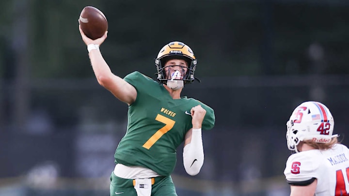 San Ramon Valley QB Rhett Thompson in an opening 2024 season win over St. Ignatius; The Wolves move into the SBLive Top 25 rankings after their fifth straight win last week, 48-0 over Hayward. 