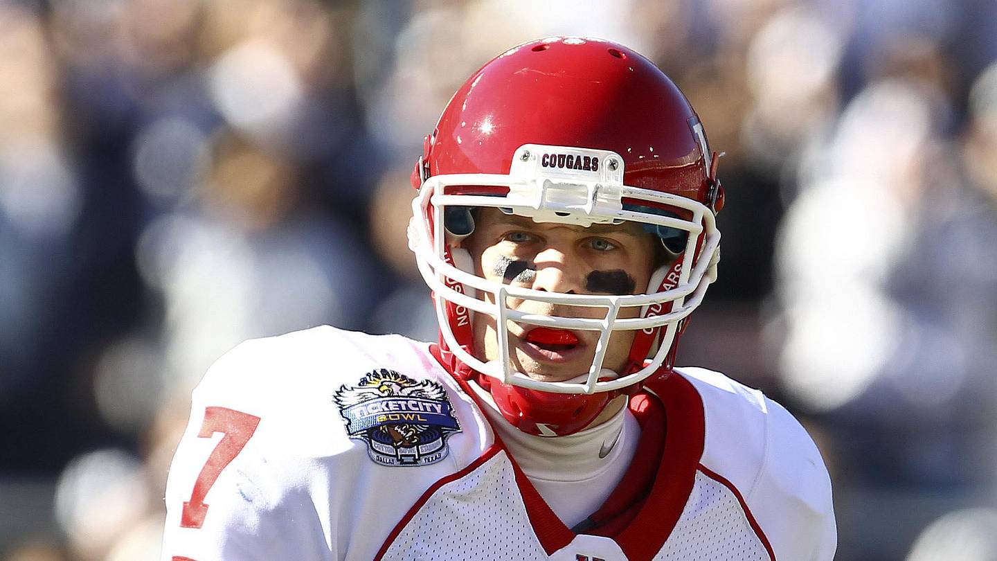 College Football’s All-Time Leading Passer Not Eligible for Hall of Fame But Is That Fair?