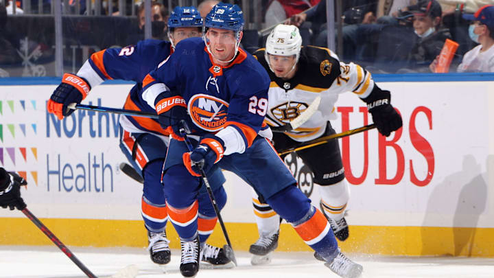 Boston Bruins v New York Islanders