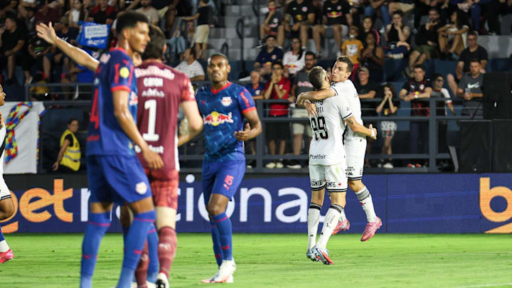 Vasco venceu o Massa Bruta em Bragança Paulista