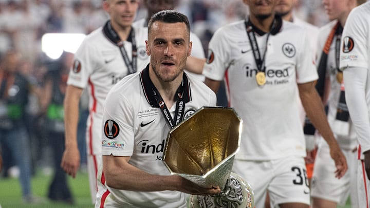 Filip Kostic muss eine schwere Entscheidung treffen Filip Kostic muss eine schwere Entscheidung treffen