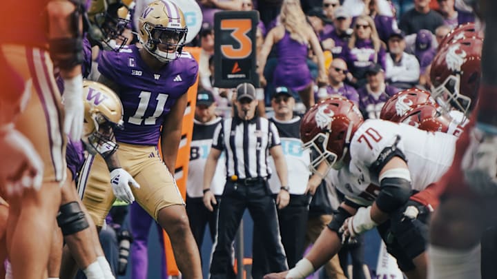 Alphonzo Tuputala lines up on the edge in the Apple Cup.