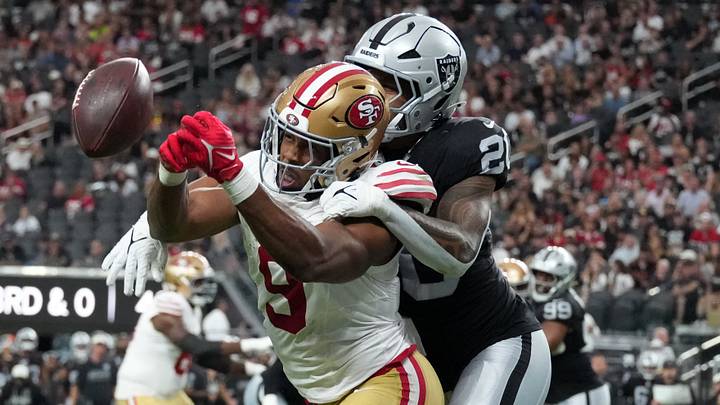 Aug 27, 2026; Paradise, Nevada, USA; San Francisco 49ers tight end Brayden Willis (9) attempts to catch the ball against Las Vegas Raiders safety Isaiah Pola-Mao (20) in the first half at Allegiant Stadium. Mandatory Credit: Kirby Lee-Imagn Images Aug 27, 2026; Paradise, Nevada, USA; San Francisco 49ers tight end Brayden Willis (9) attempts to catch the ball against Las Vegas Raiders safety Isaiah Pola-Mao (20) in the first half at Allegiant Stadium. Mandatory Credit: Kirby Lee-Imagn Images