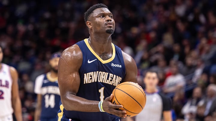 Nov 29, 2023; New Orleans, Louisiana, USA; New Orleans Pelicans forward Zion Williamson (1) shoots a