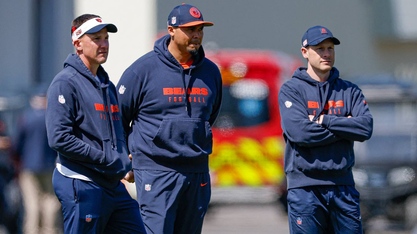 Bears Should Monitor Rumored Steelers, Commanders Trade Candidates