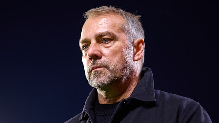 Hansi Flick et le FC Barcelone affrontent le Rayo Vallecano ce lundi soir