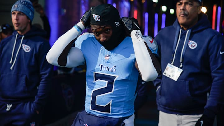 Tennessee Titans running back Tyjae Spears (2)