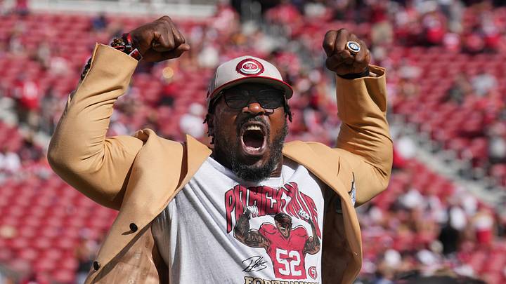 Santa Clara, California, USA; San Francisco 49ers former linebacker Patrick Willis gestures after speaking to the crowd during halftime against the Arizona Cardinals at Levi's Stadium. Mandatory Credit: Darren Yamashita-Imagn Images Santa Clara, California, USA; San Francisco 49ers former linebacker Patrick Willis gestures after speaking to the crowd during halftime against the Arizona Cardinals at Levi's Stadium. Mandatory Credit: Darren Yamashita-Imagn Images