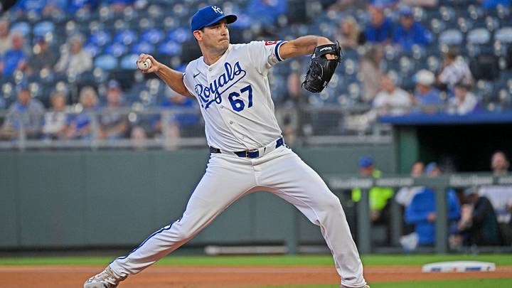 Sep 23, 2026; Kansas City, Missouri, USA; Kansas City Royals starting pitcher Seth Lugo (67) throws a pitch in the first inning against the Chicago White Sox at Kauffman Stadium. Mandatory Credit: Peter Aiken-Imagn Images Sep 23, 2026; Kansas City, Missouri, USA; Kansas City Royals starting pitcher Seth Lugo (67) throws a pitch in the first inning against the Chicago White Sox at Kauffman Stadium. Mandatory Credit: Peter Aiken-Imagn Images
