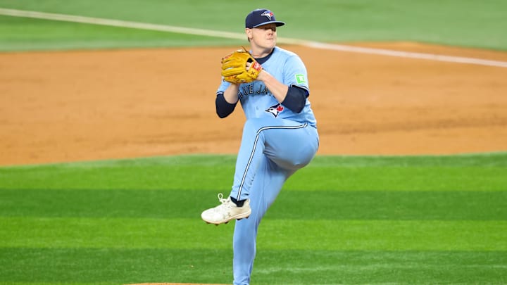 May 28, 2025; Arlington, Texas, USA; Toronto Blue Jays starting pitcher Paxton Schultz (65) throws during the third inning against the Texas Rangers at Globe Life Field. May 28, 2025; Arlington, Texas, USA; Toronto Blue Jays starting pitcher Paxton Schultz (65) throws during the third inning against the Texas Rangers at Globe Life Field.
