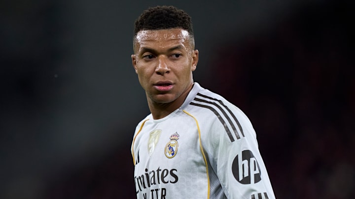 Kylian Mbappé est annoncé titulaire.