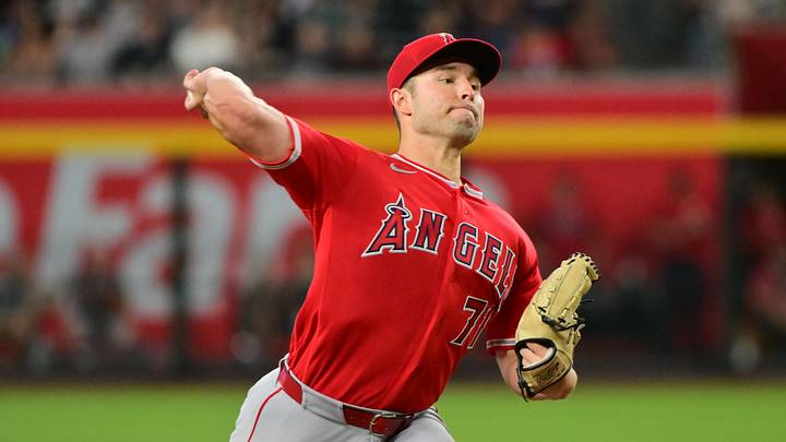 Jun 17, 2026; Phoenix, Arizona, USA; Los Angeles Angels pitcher Brett Kerry (71) throws in the eighth inning against the Arizona Diamondbacks at Chase Field. Mandatory Credit: Matt Kartozian-Imagn Images
