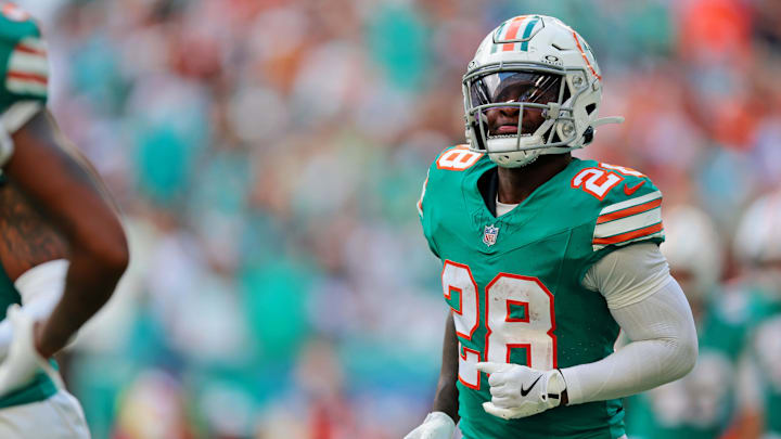Miami Dolphins running back De'Von Achane (28) reacts after scoring a touchdown during the first quarter against the Cincinnati Bengals at Hard Rock Stadium last season.