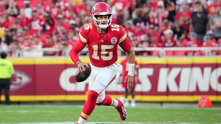 Aug 22, 2025; Kansas City, Missouri, USA; Kansas City Chiefs quarterback Patrick Mahomes (15) scrambles in the backfield against the Chicago Bears during the game at GEHA Field at Arrowhead Stadium. Aug 22, 2025; Kansas City, Missouri, USA; Kansas City Chiefs quarterback Patrick Mahomes (15) scrambles in the backfield against the Chicago Bears during the game at GEHA Field at Arrowhead Stadium.