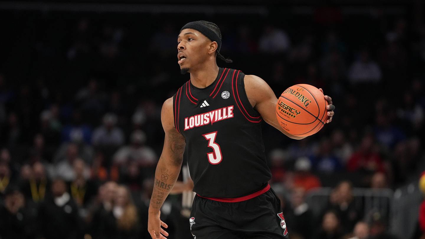 New NBA mock draft pairs Louisville guard with UNC star and Kentucky center