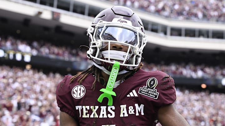 Texas A&M Aggies wide receiver Mario Craver celebrates a catch against the Texas A&M Aggies during first half of the first round game of the CFP National Playoff at Kyle Field. 