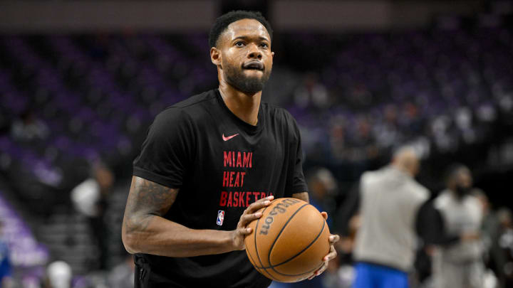 Mar 7, 2024; Dallas, Texas, USA; Miami Heat forward Haywood Highsmith (24) warms up before the game between the Dallas Mavericks and the Miami Heat at the American Airlines Center. Mandatory Credit: Jerome Miron-USA TODAY Sports Mar 7, 2024; Dallas, Texas, USA; Miami Heat forward Haywood Highsmith (24) warms up before the game between the Dallas Mavericks and the Miami Heat at the American Airlines Center. Mandatory Credit: Jerome Miron-USA TODAY Sports