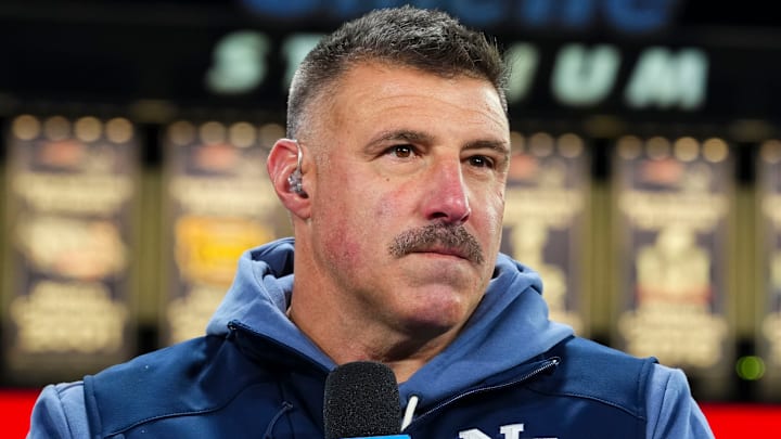 New York Jets v New England Patriots