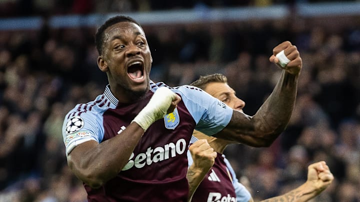 Jhon Durán celebrates his game winning goal vs. Bayern Munich in the Champions League.