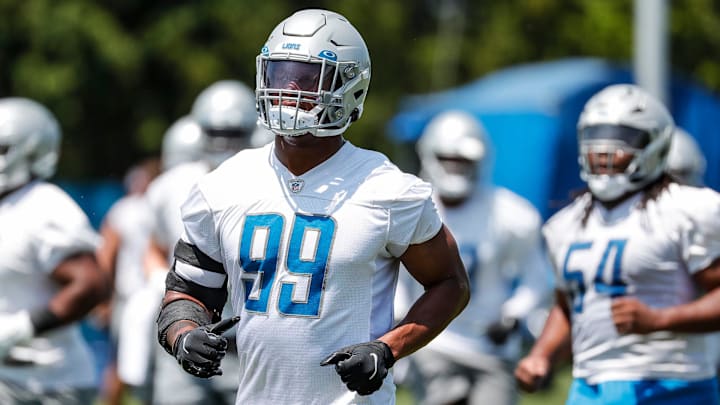Detroit Lions linebacker Julian Okwara (99) practices during OTAs at Detroit Lions headquarters in Allen Park on Thursday, June 1, 2023.